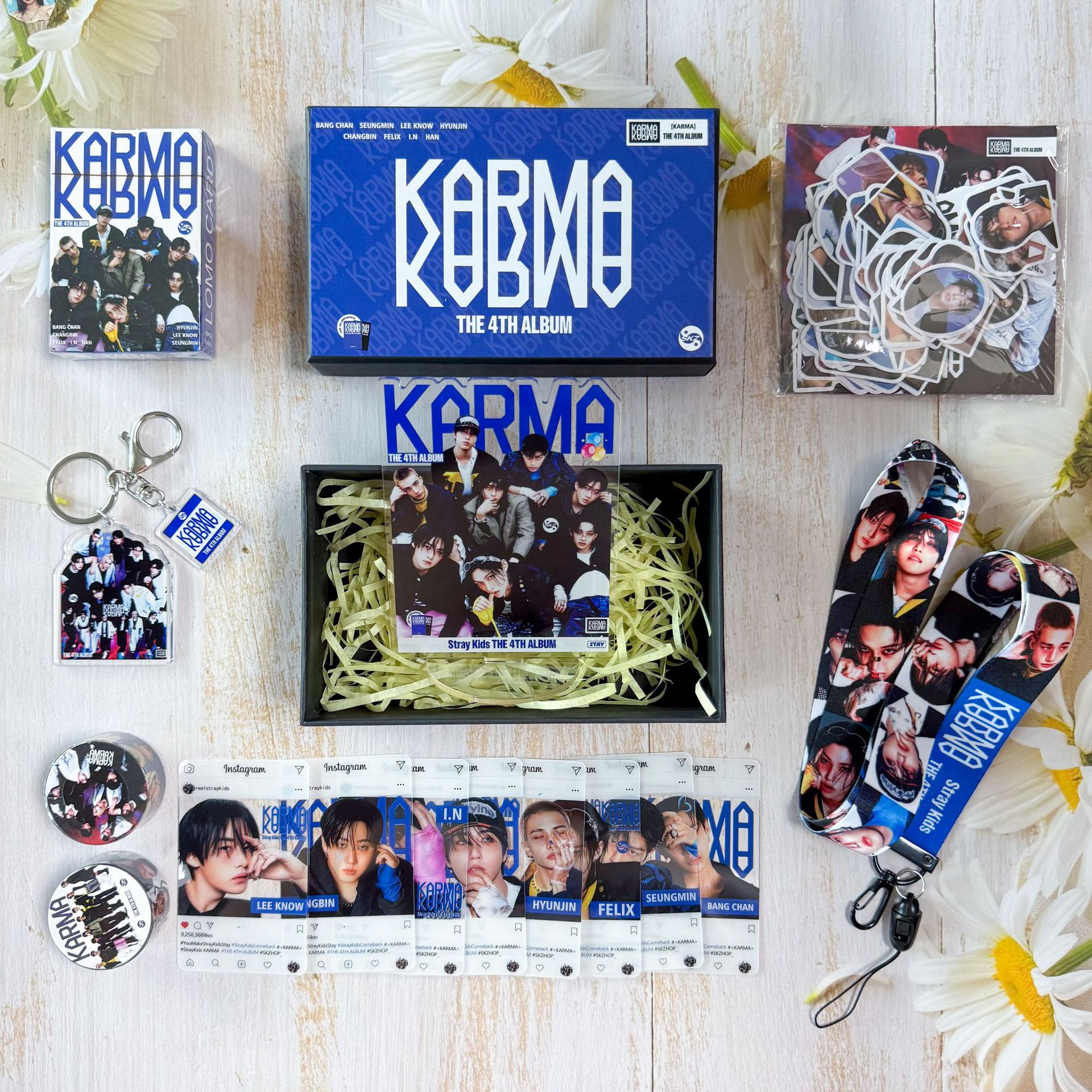 STAY SKZOO KPOP Stray Kids gif - огляд і ціна Anime Merchandise Box Set